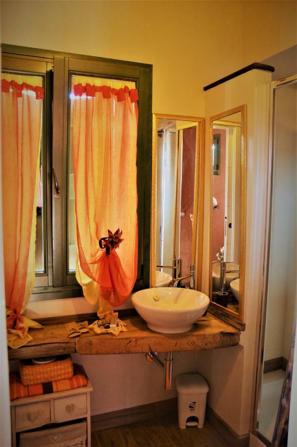 B&B La Piazzetta Castiglione dei Pepoli Exteriör bild
